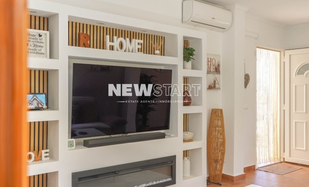 Resale - Detached - La Marina - Urb. La Marina
