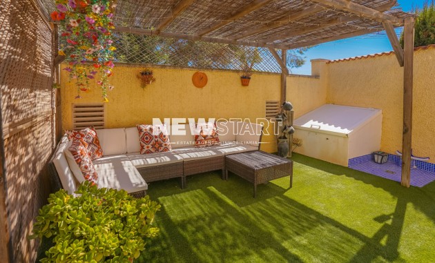 Resale - Detached - La Marina - Urb. La Marina