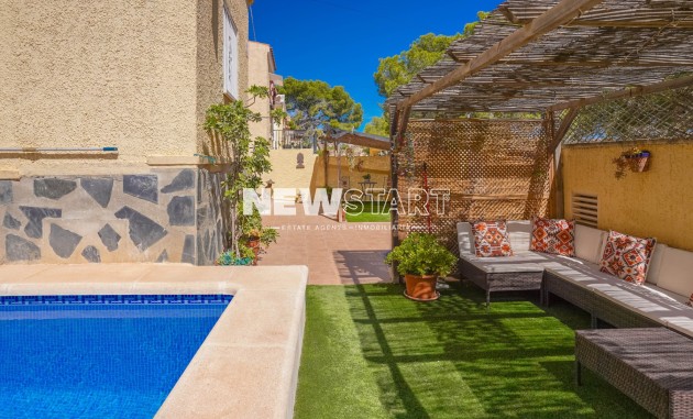 Resale - Detached - La Marina - Urb. La Marina