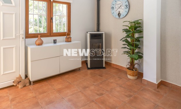 Resale - Detached - La Marina - Urb. La Marina