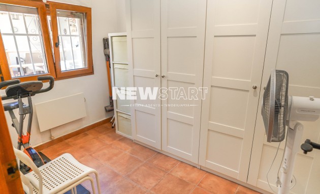 Resale - Detached - La Marina - Urb. La Marina