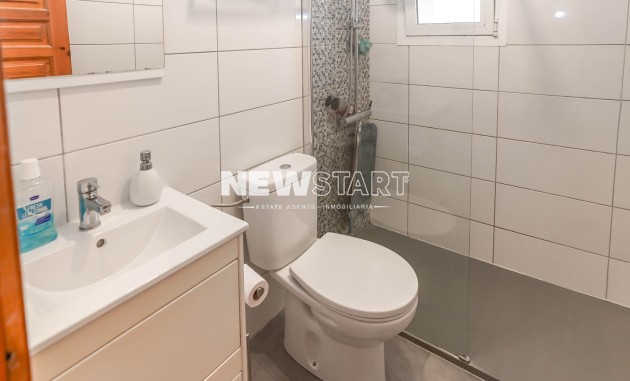 Resale - Detached - La Marina - Urb. La Marina