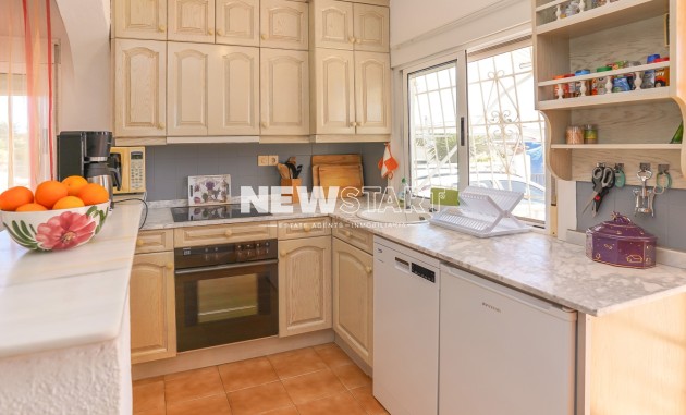 Resale - Detached - La Marina - Urb. La Marina