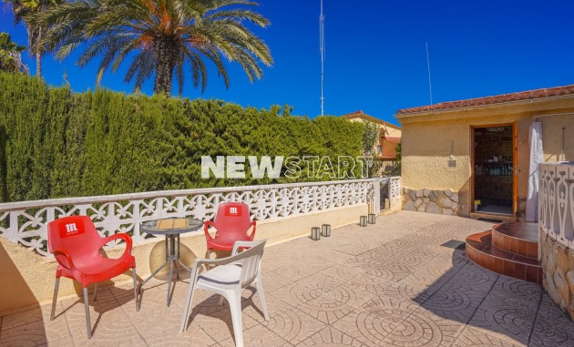 Resale - Detached - La Marina - Urb. La Marina