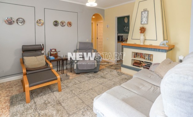 Resale - Detached - La Marina - Urb. La Marina