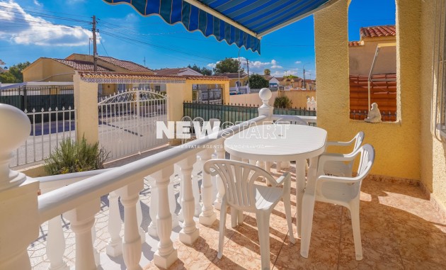 Resale - Detached - La Marina - Urb. La Marina