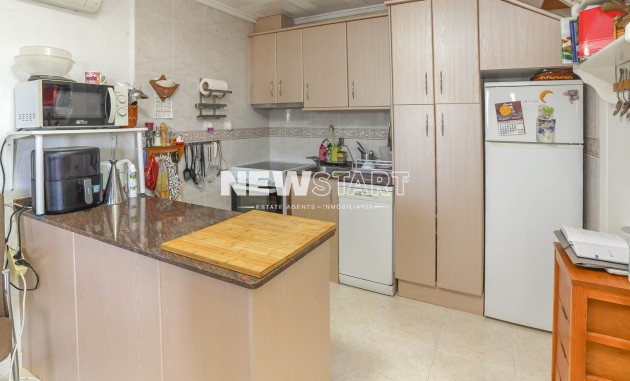 Resale - Townhouse - La Marina - Urb. La Marina
