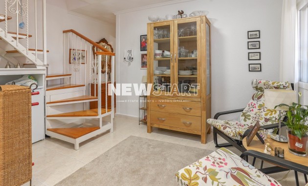 Resale - Townhouse - La Marina - Urb. La Marina