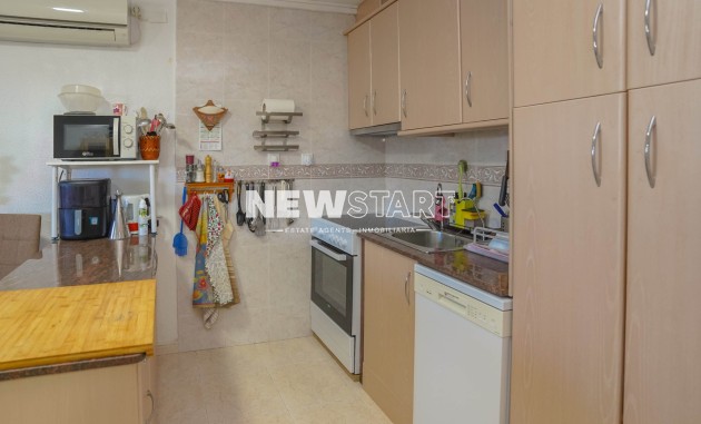 Resale - Townhouse - La Marina - Urb. La Marina