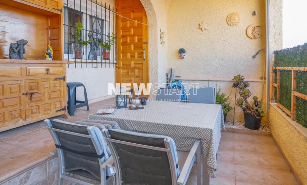 Resale - Townhouse - La Marina - Urb. La Marina