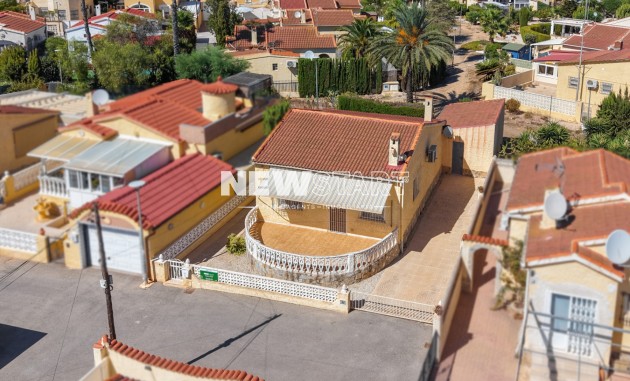 Resale - Detached - La Marina - Urb. La Marina