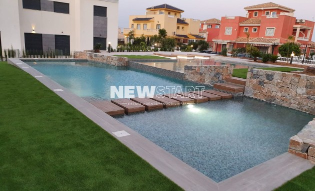 Nieuwbouw Woningen - Gelijkvloerse bungalow - Torrevieja