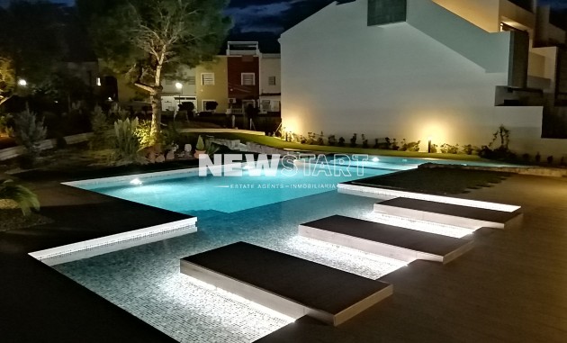 Nybyggnation - Högt bungalow - Torrevieja