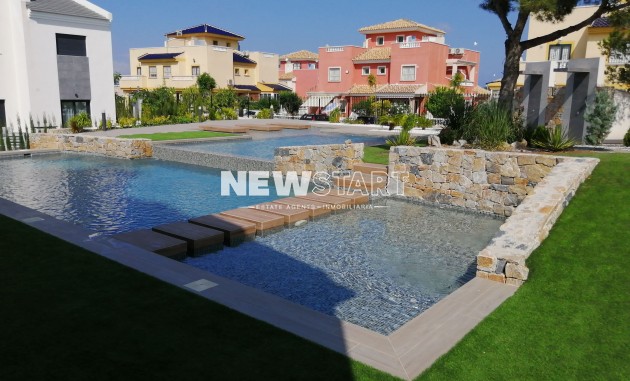 Nybyggnation - Högt bungalow - Torrevieja