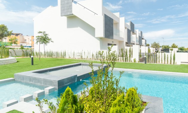 Nybyggnation - Högt bungalow - Torrevieja