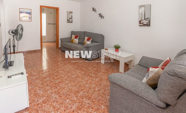 Resale - Apartment - La Marina - Urb. La Marina
