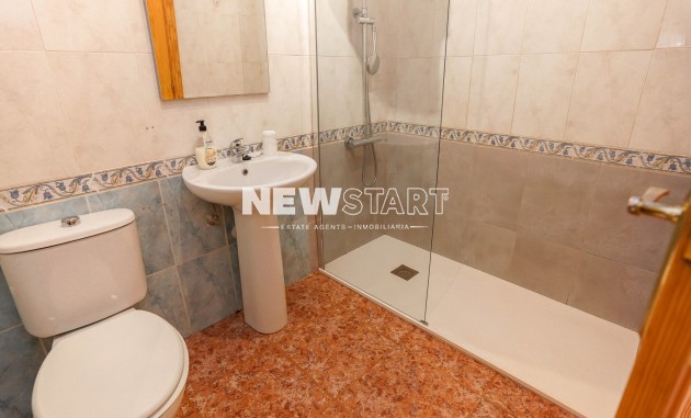 Resale - Apartment - La Marina - Urb. La Marina