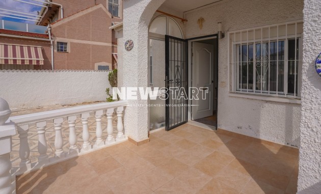 Resale - Detached - La Marina - Urb. La Marina
