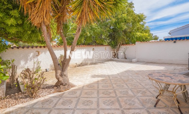 Resale - Detached - La Marina - Urb. La Marina