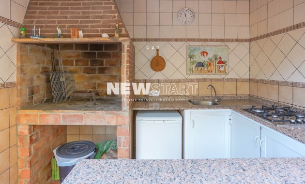 Resale - Detached - La Marina - Urb. La Marina