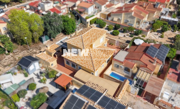 Resale - Detached - La Marina - Urb. La Marina
