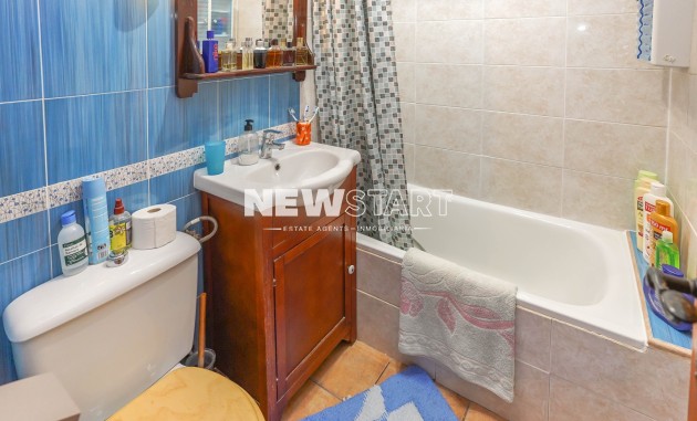 Resale - Townhouse - La Marina - Urb. La Marina