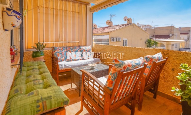 Resale - Townhouse - La Marina - Urb. La Marina