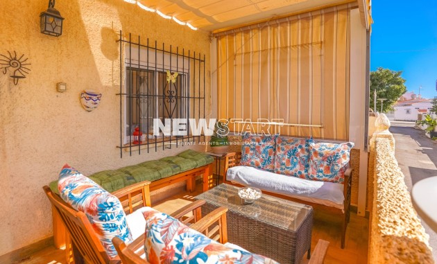 Resale - Townhouse - La Marina - Urb. La Marina