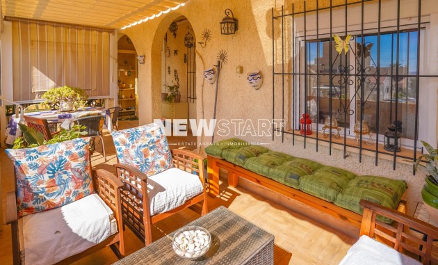 Resale - Townhouse - La Marina - Urb. La Marina