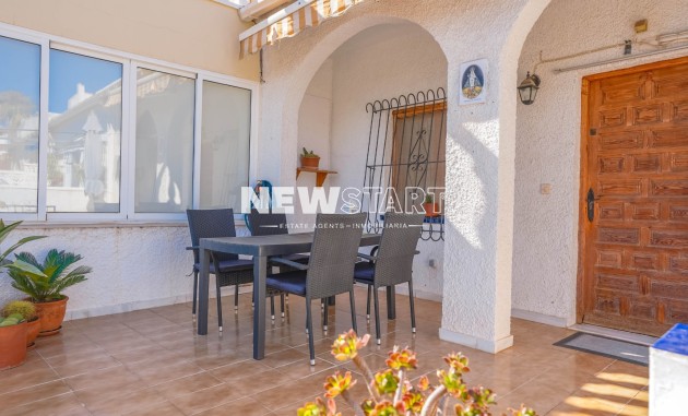 Resale - Terraced - La Marina - Urb. La Marina