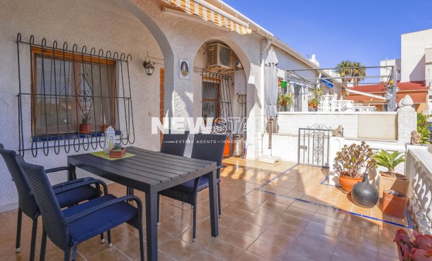 Resale - Terraced - La Marina - Urb. La Marina