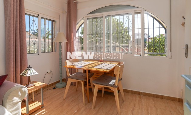 Resale - Detached - La Marina - Urb. La Marina
