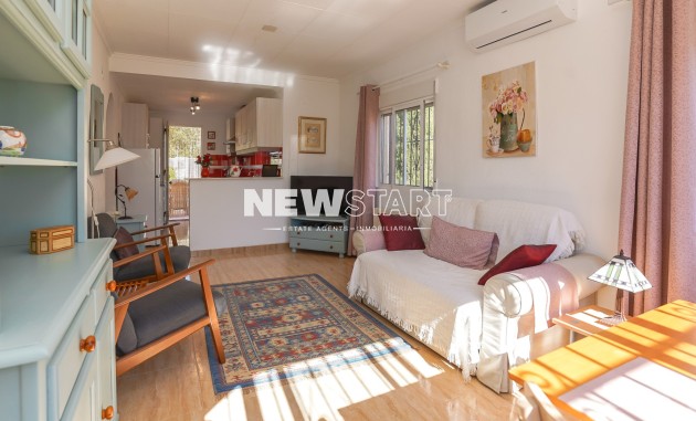 Resale - Detached - La Marina - Urb. La Marina