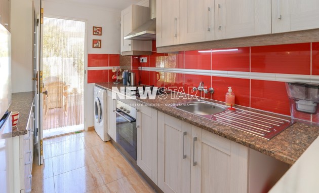 Resale - Detached - La Marina - Urb. La Marina