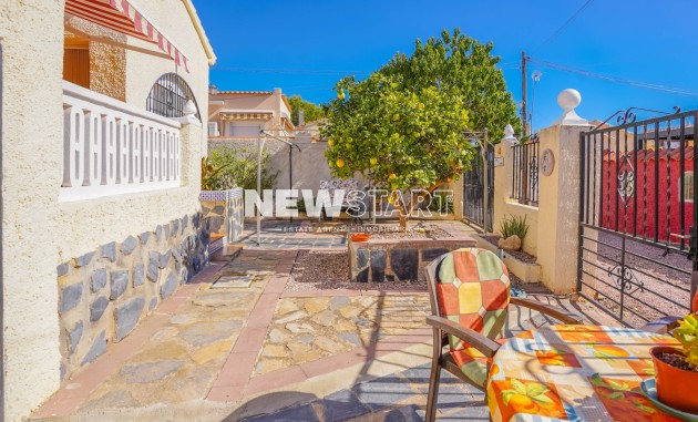 Resale - Detached - La Marina - Urb. La Marina