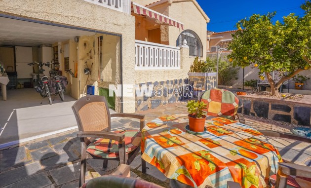 Resale - Detached - La Marina - Urb. La Marina
