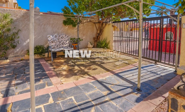 Resale - Detached - La Marina - Urb. La Marina