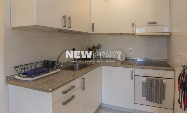 Resale - End Terrace Townhouse - La Marina - Urb. La Marina