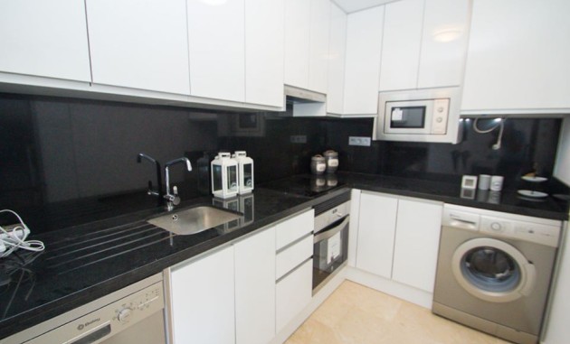 Obra nueva - Apartamento - Res. Las Filipinas