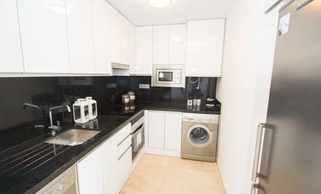Obra nueva - Apartamento - Res. Las Filipinas