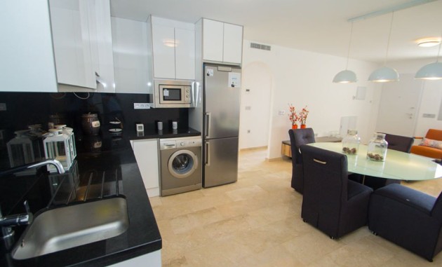 Obra nueva - Apartamento - Res. Las Filipinas