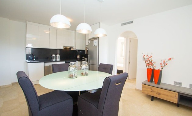 Obra nueva - Apartamento - Res. Las Filipinas