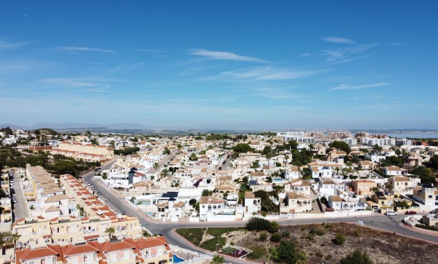 Obra nueva - Apartamento - Res. Las Filipinas
