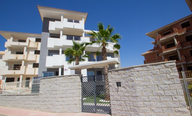 Obra nueva - Apartamento - Res. Las Filipinas