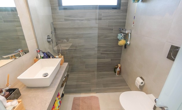 Resale - Apartment - Guardamar del Segura - El Raso