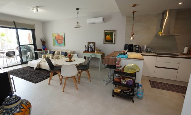 Resale - Apartment - Guardamar del Segura - El Raso