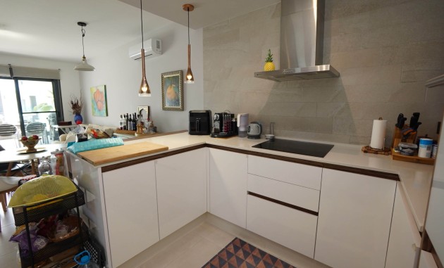 Resale - Apartment - Guardamar del Segura - El Raso