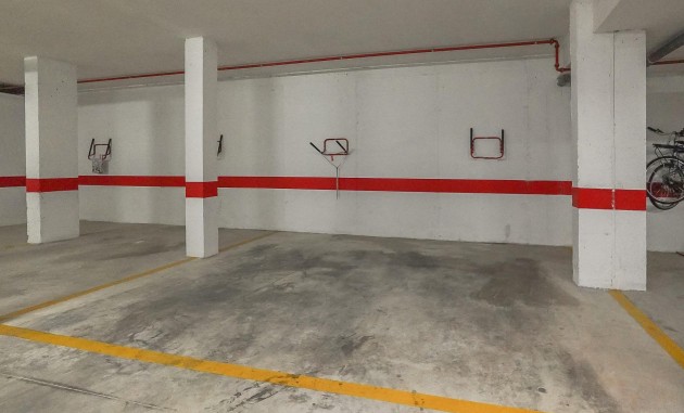 Resale - Apartment - Guardamar del Segura - El Raso