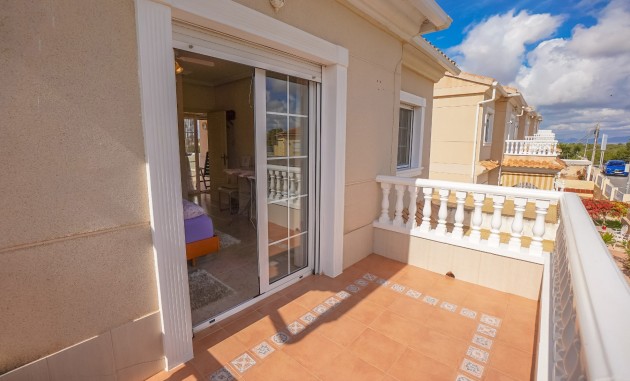Resale - Detached Villa - La Marina - Urb. La Marina