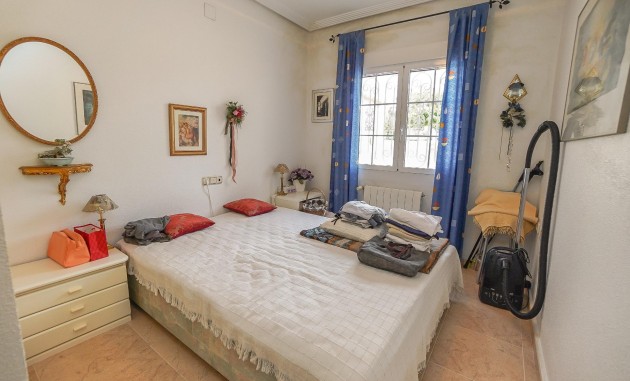 Resale - Detached Villa - La Marina - Urb. La Marina